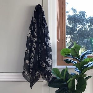 Alexander McQueen silk 100% scarf